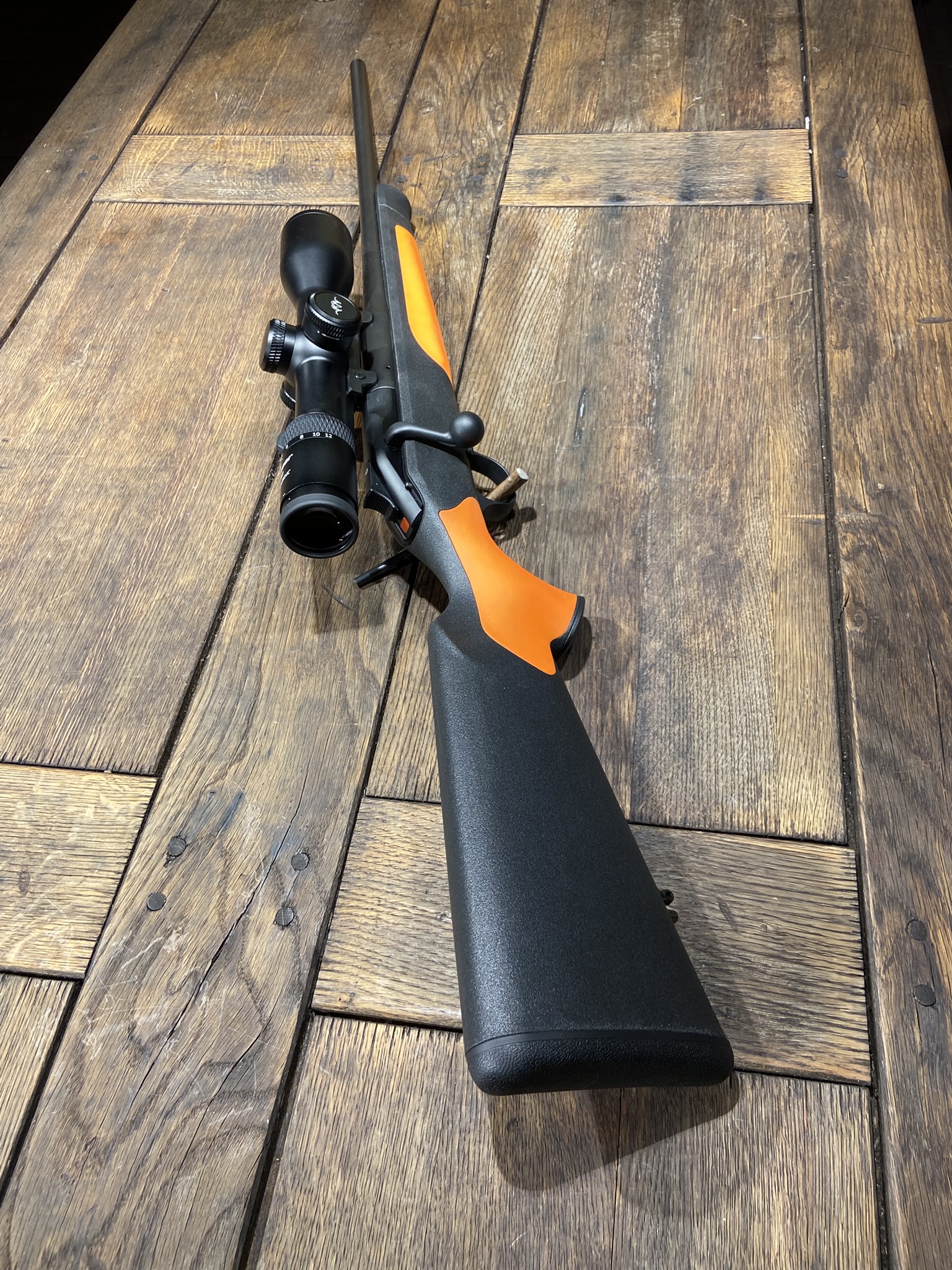 Blaser R8 professional black/orange 6,5x55/ .308 WM - Bilde 4